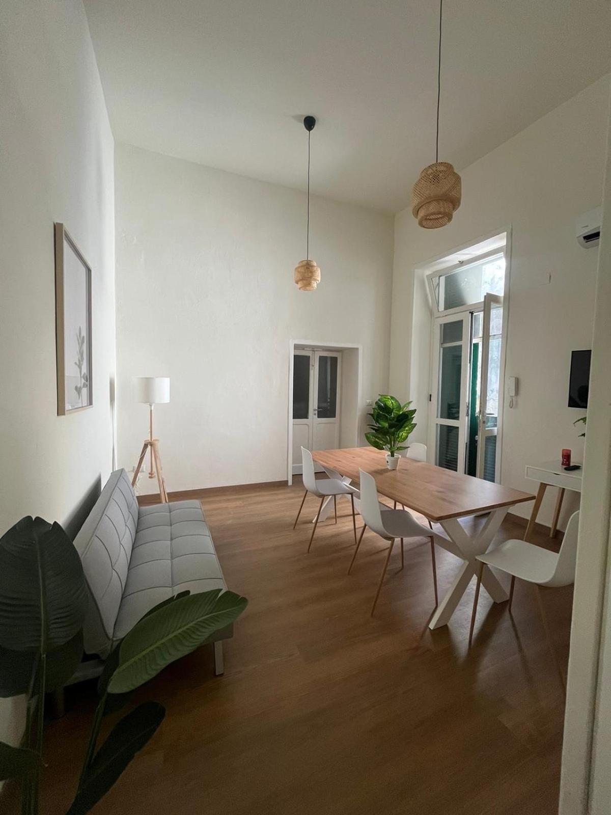 Apartamento Cozy Historical Flat Napoli Exterior foto